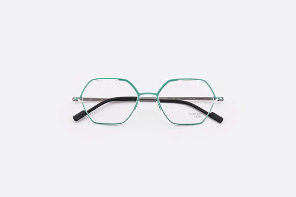 Y CONCEPT:TN236 - Titanium (53-19)